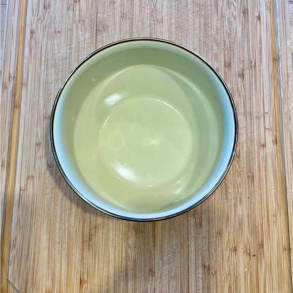 Enamel Nesting Mixing Bowls, Cabernet Pattern by Tabletops Unlimited, Set of 4 - Picture 7 of 9